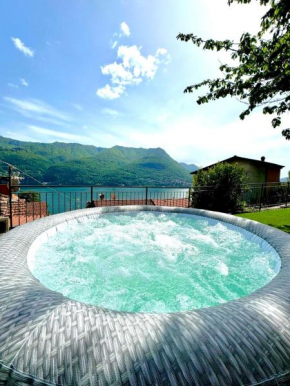 Terrazza di Luisa parking wifi vista lago Carate Urio